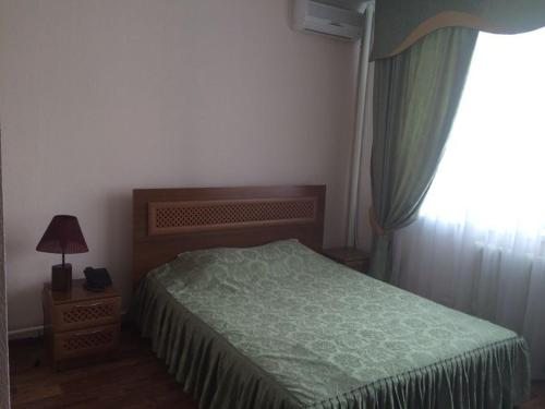 Двухместный (Улучшенный двухместный номер с 1 кроватью) гостиницы Баракат, Астана