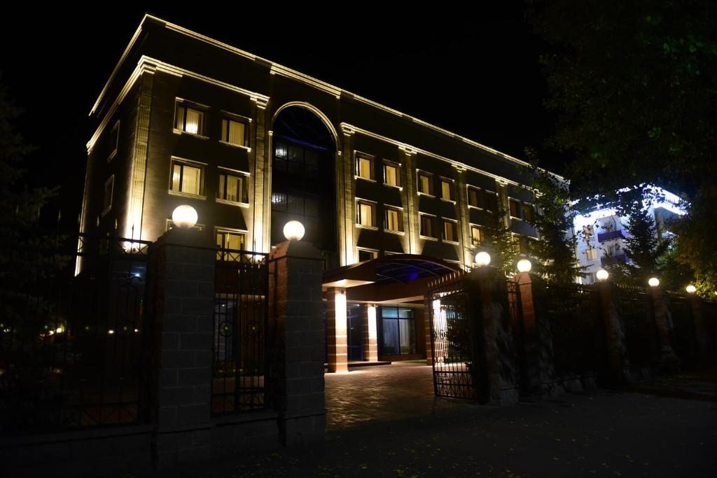 Отель Нуртау, Павлодар