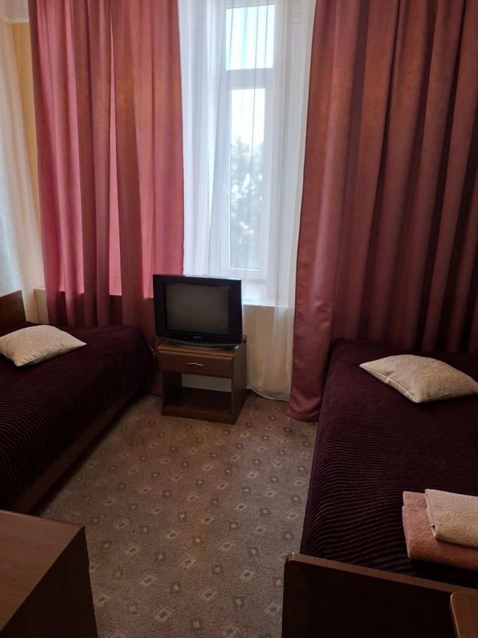 Двухместный номер стандарт, 2 раздельные кровати. На 3 этаже