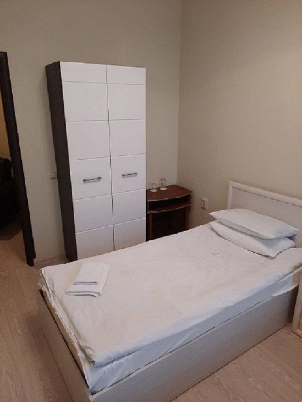 Трёхместный и более (Двухкомнатный Стандарт), Гостиница SAIRAN