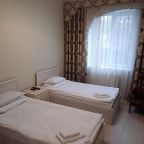 Трёхместный и более (Двухкомнатный Стандарт), Гостиница SAIRAN