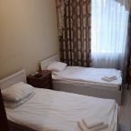 Трёхместный и более (Двухкомнатный Стандарт), Гостиница SAIRAN