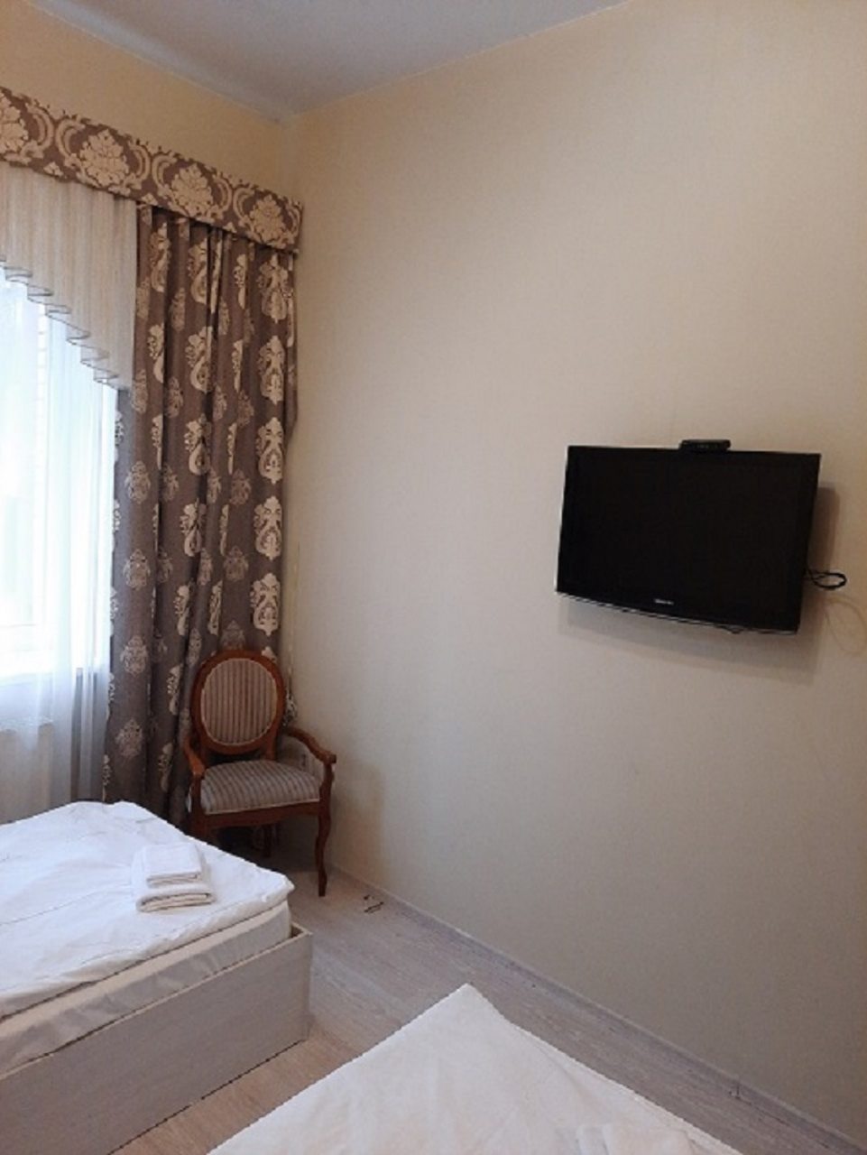 Трёхместный и более (Двухкомнатный Стандарт), Гостиница SAIRAN