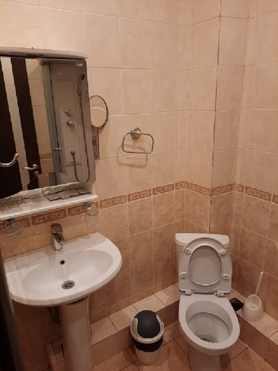 Трёхместный и более (Двухкомнатный Стандарт), Гостиница SAIRAN