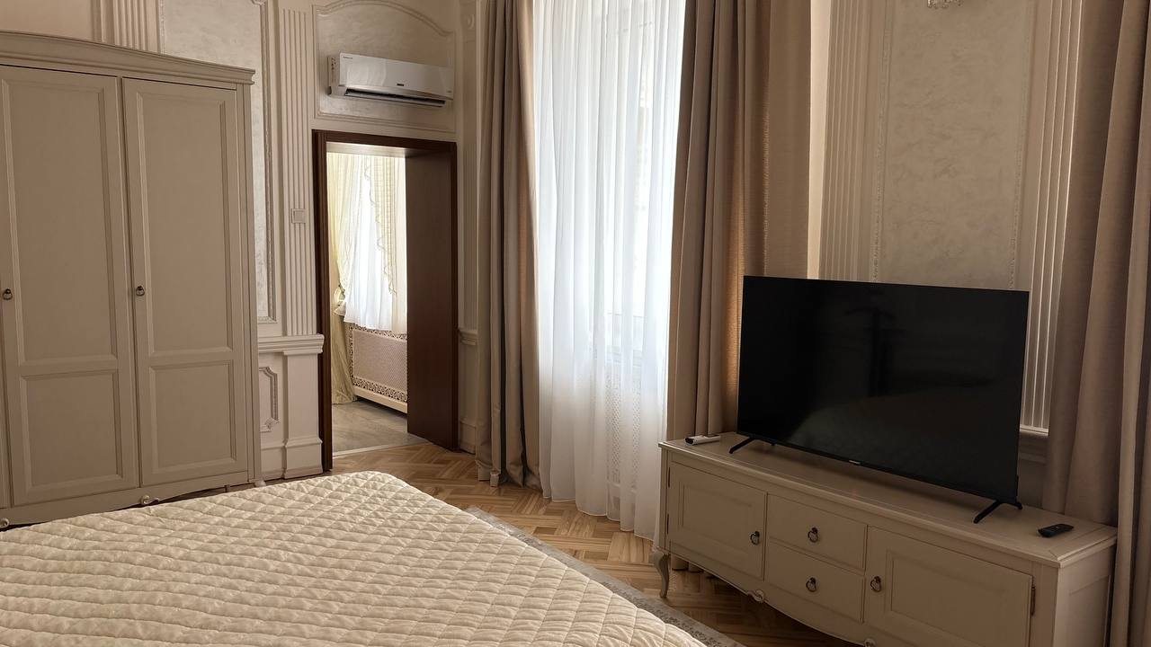 Люкс (Апартаменты № 3), Гостевой дом Dipservice Hall