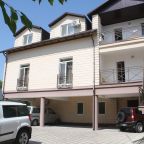 Парковка, Пансионат Лукоморье