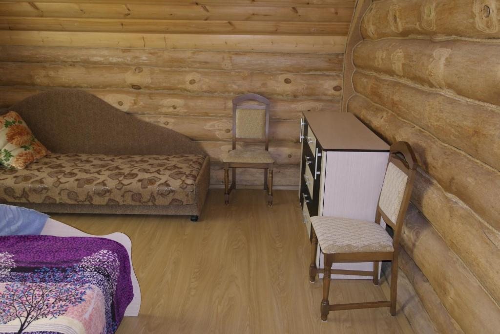 Двухместный (Двухместный номер Делюкс с 2 отдельными кроватями) загородного отеля Озеро Ладенки, Новогрудок