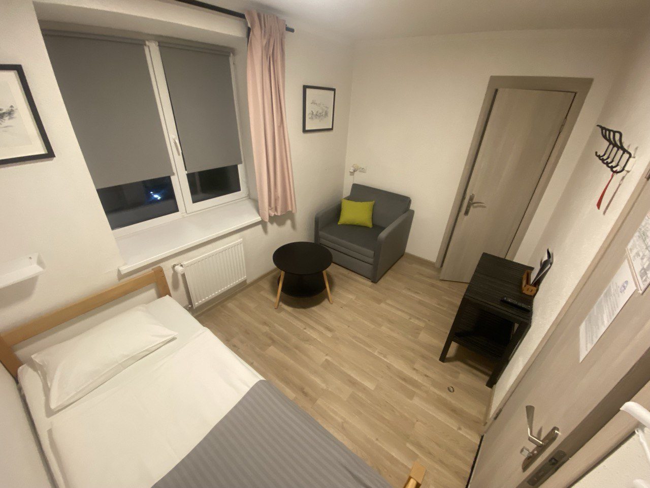 Одноместный, Отель Гоголь