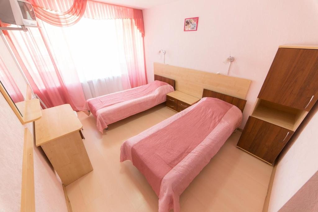 Двухместный (Двухместный номер с 1 кроватью или 2 отдельными кроватями) санатория Белорусочка, Ждановичи