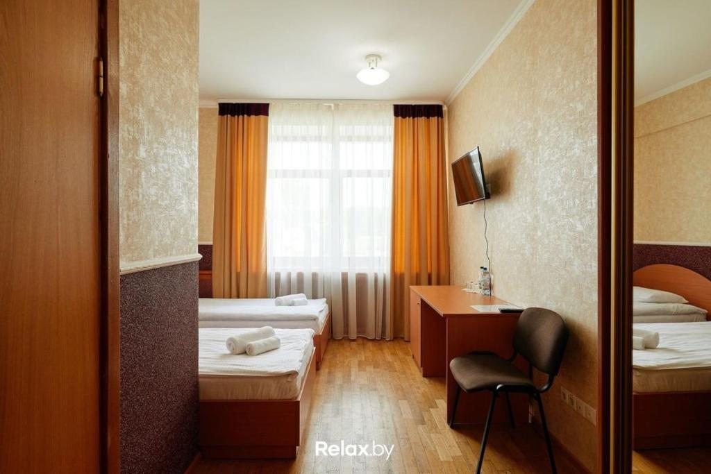 Двухместный (Двухместный номер с 2 отдельными кроватями и ванной комнатой) отеля Sport and Recreation Complex FPB Ratomka, Ратомка
