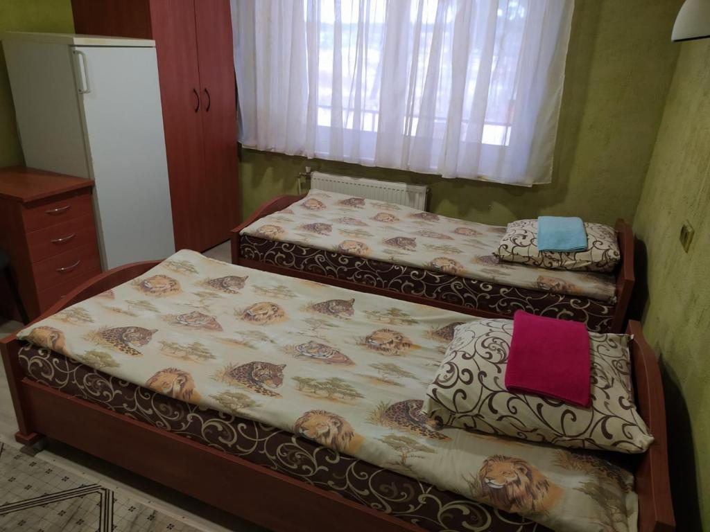 Двухместный (Двухместный номер с 2 отдельными кроватями и душем) отеля Селец, Новогрудок