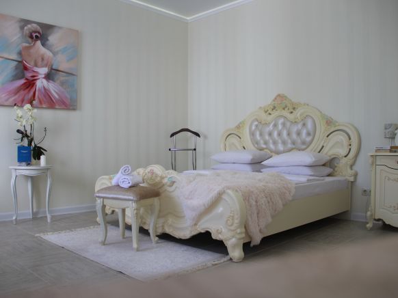 Фотография номера гостевого дома Лебединый