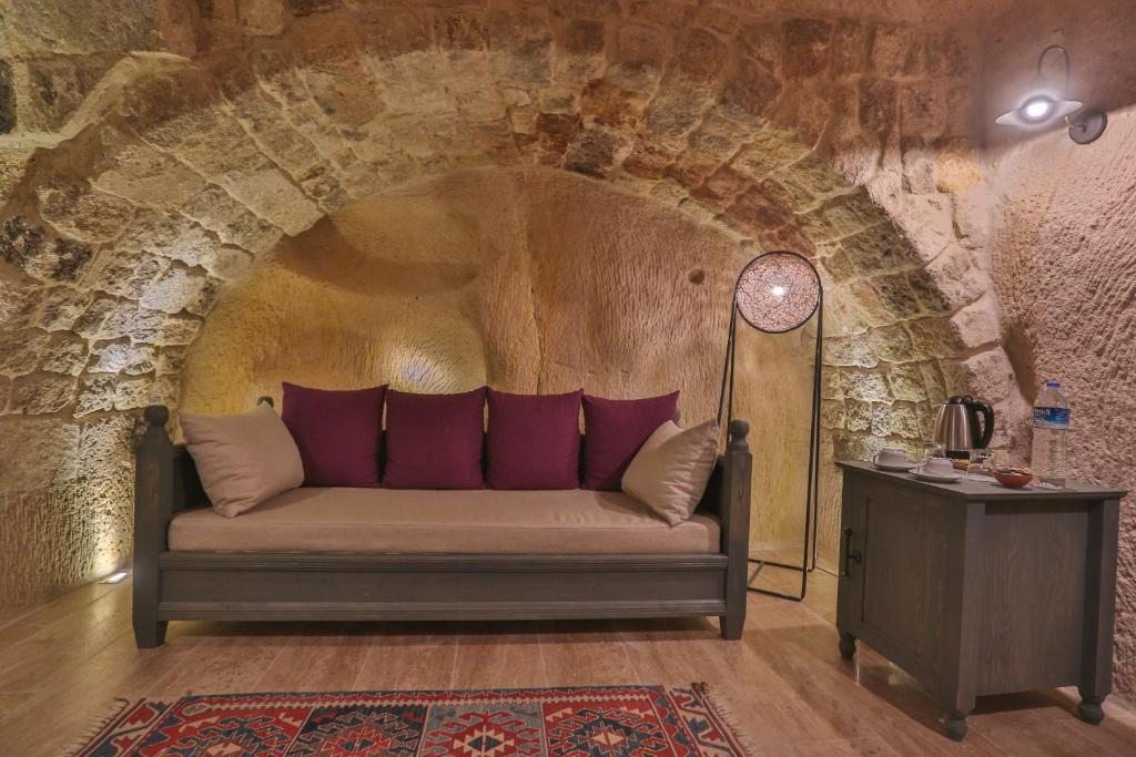 Двухместный (Полулюкс) отеля Acropolis Cave Suite, Ургюп