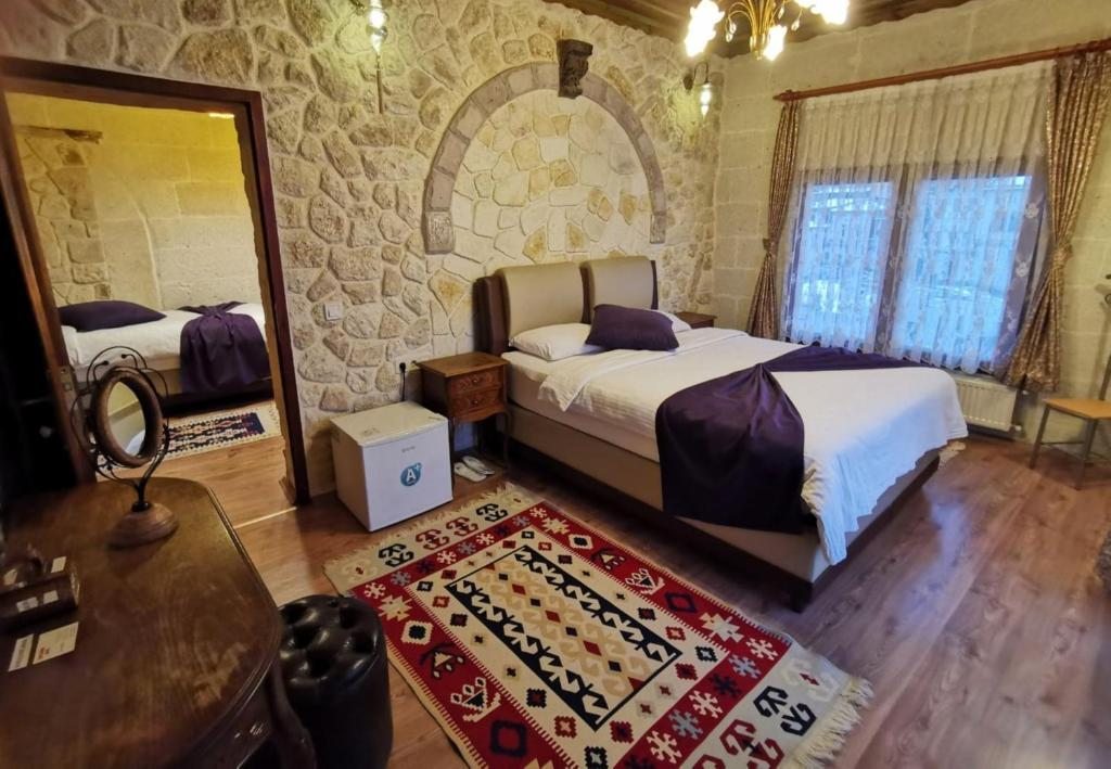 Сьюит (Люкс с балконом) отеля Cave Konak Cappadocia- Special Category, Ургюп