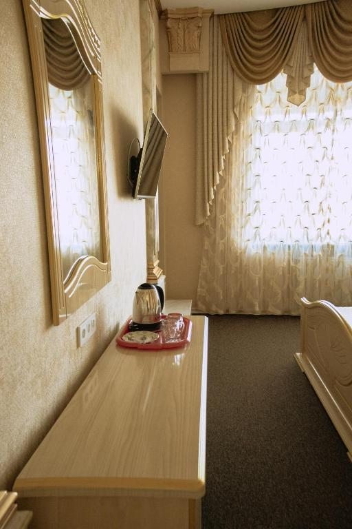 Двухместный (Двухместный номер «Комфорт» с 1 кроватью) гостиницы Тип Топ, Краснодар