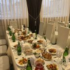 Ресторан предлагает русскую кухню в современном исполнении