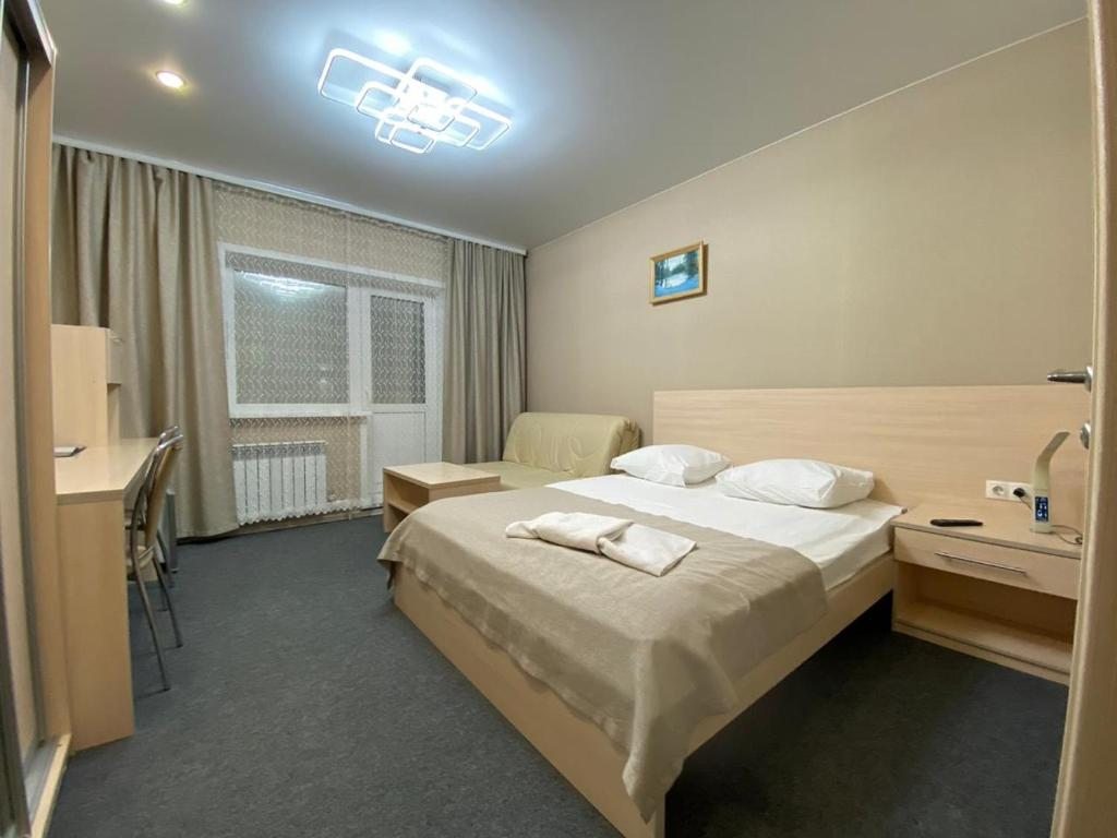 Двухместный (Улучшенный двухместный номер с 1 кроватью) гостевого дома Созвездие Медведицы, Лесосибирск