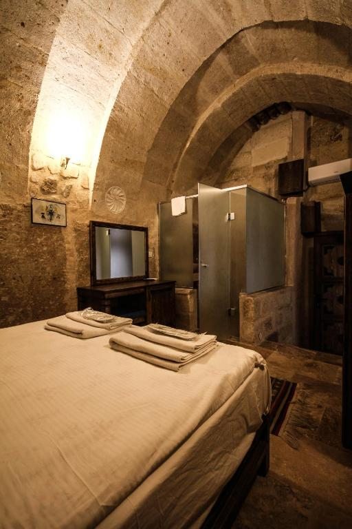 Двухместный (Двухместный номер Stone с 1 кроватью или 2 отдельными кроватями) отеля Heaven Cave House - Razziya Evi, Ургюп