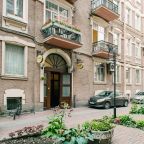 Вход через второй двор по указателю «Анабель». Охрана 24/7