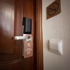 Трёхместный и более (Улучшенная комната с доп.местом), Гостевые комнаты и апартаменты Анабель