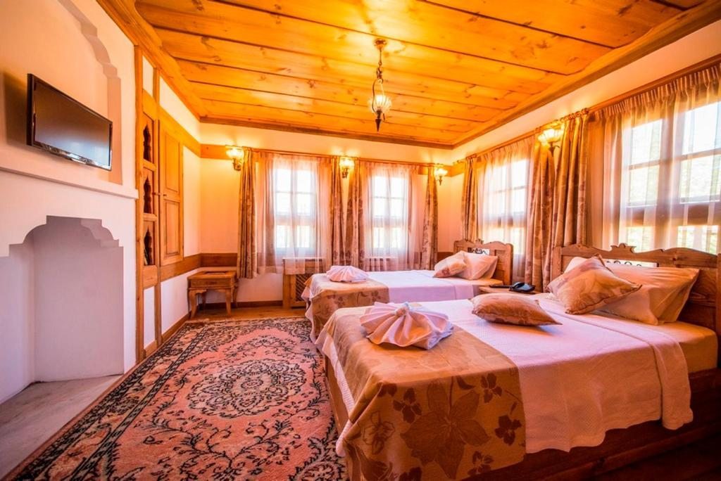 Двухместный (Двухместный номер Делюкс с 1 кроватью или 2 отдельными кроватями) отеля Akbulut Konak, Сафранболу