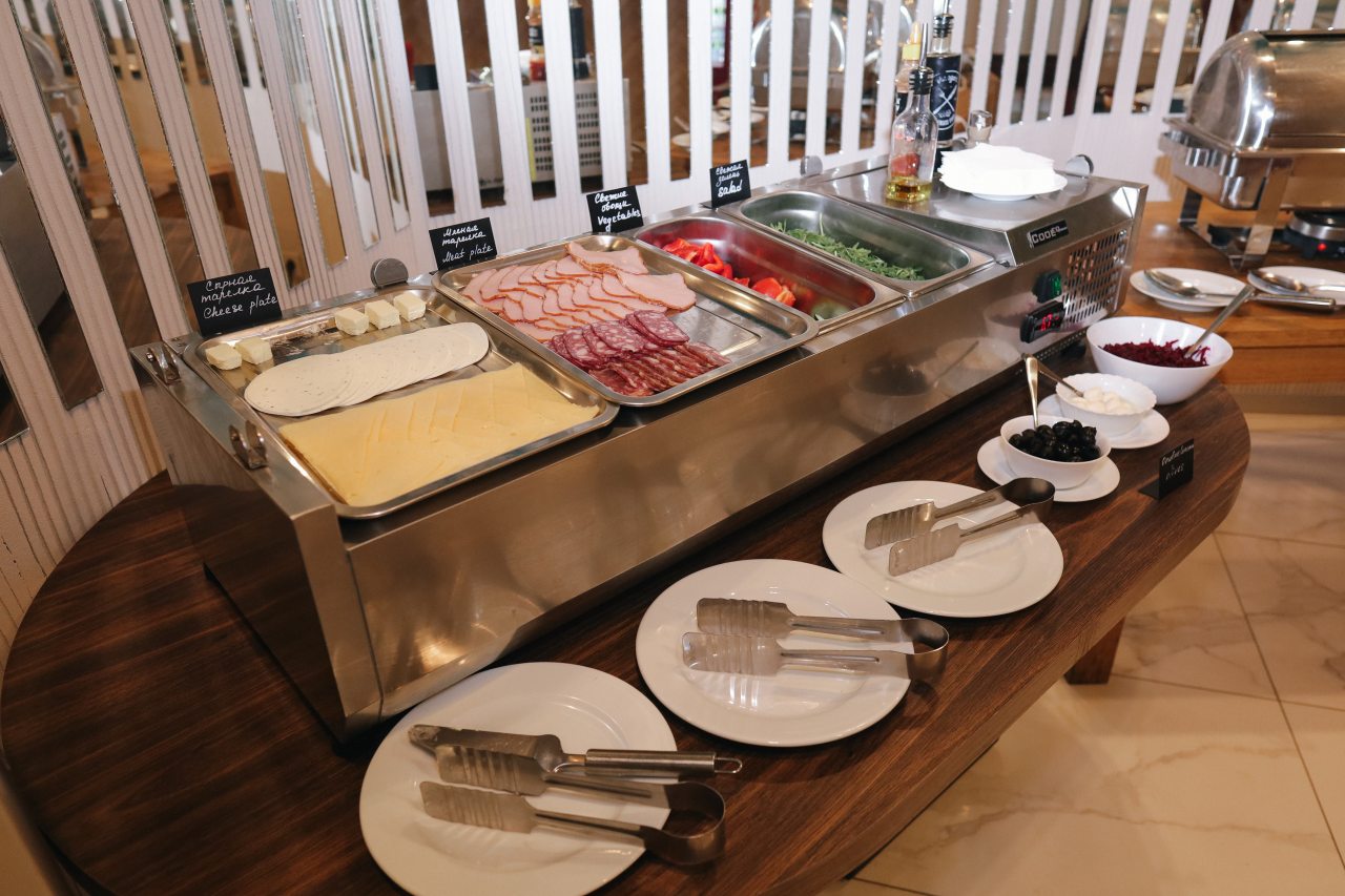 Завтрак, Гостиница Губернская