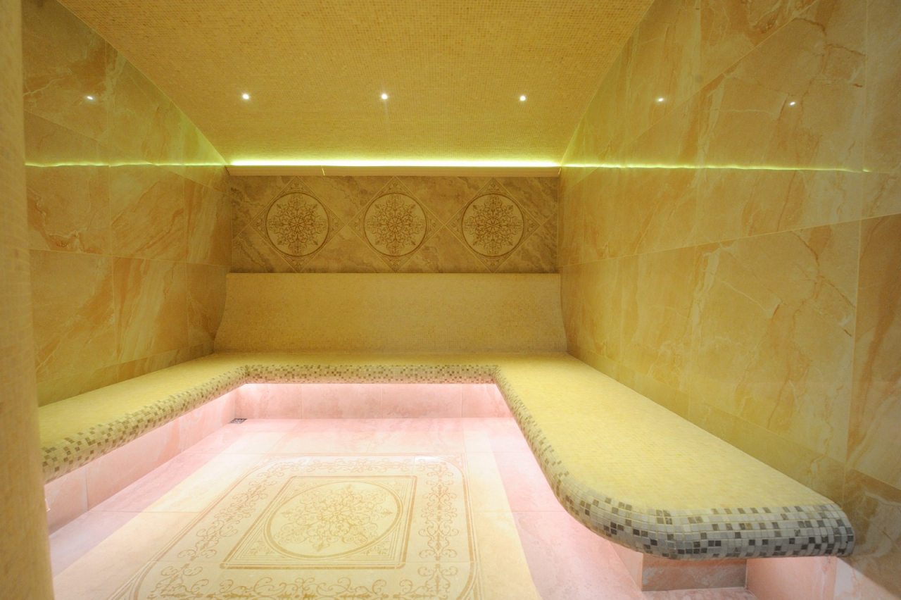 Спа-студия, Гостиница Губернская