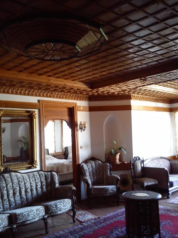 Двухместный (Классический двухместный номер с 1 кроватью и душем) отеля Demirkapi Konak Hotel, Сафранболу