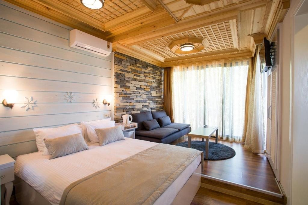 Двухместный (Двухместный номер Делюкс с 1 кроватью и видом на море) отеля Villa Marine Hotel, Акьяка