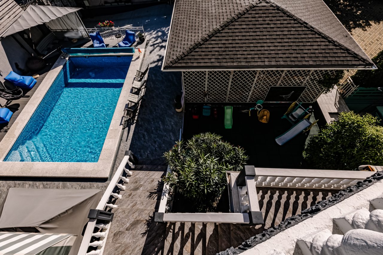 Бассейн и Терраса сверху