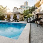 Бассейн и Терраса