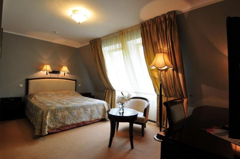 Двухместный (Улучшенный двухместный номер с 1 кроватью) парк-отеля Гринвей, Обнинск
