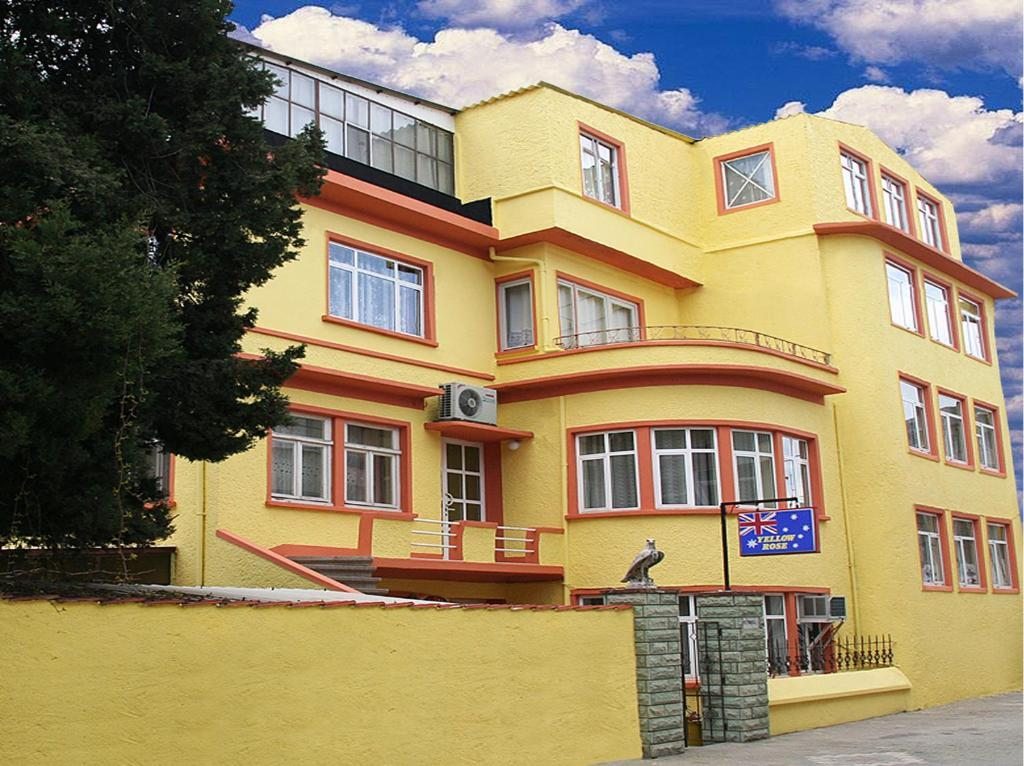 Двухместный (Двухместный номер с 1 кроватью, душем и кондиционером) семейного отеля Yellow Rose Pension, Чанаккале