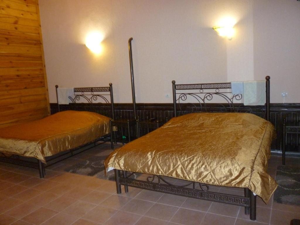 Двухместный (Двухместный номер с 2 отдельными кроватями и общей ванной комнатой) гостевого дома Вечный Зов, Рославль