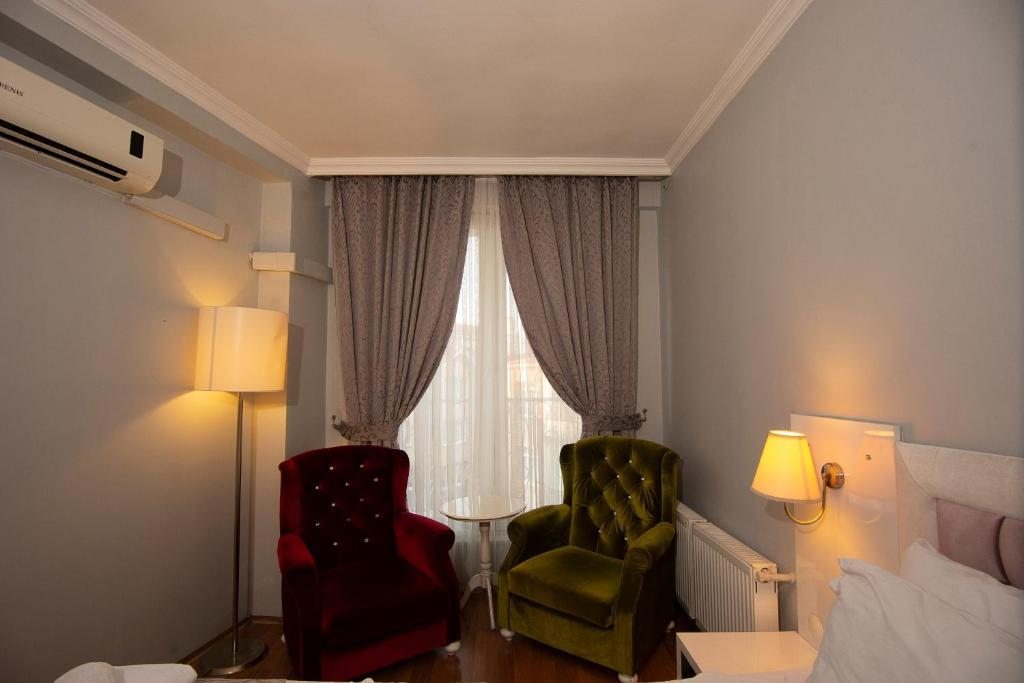 Двухместный (Улучшенный двухместный номер с 1 кроватью) отеля SRF Hotel, Эскишехир