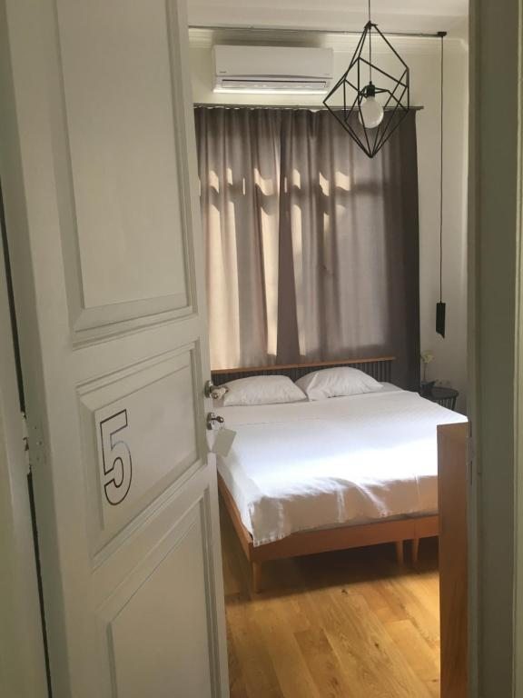 Двухместный (Двухместный номер Делюкс с 1 кроватью) отеля Serguzest Otel, Бююкада