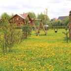 Детская площадка, База отдыха Караван