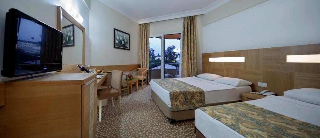Трехместный (Стандартный трехместный номер) курортного отеля Saphir, Конаклы