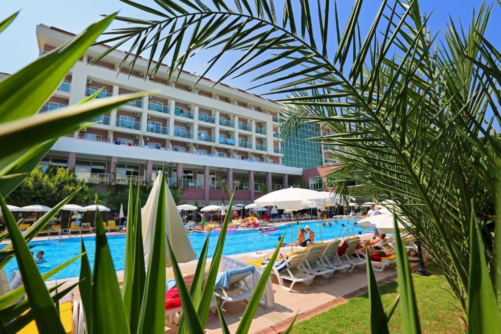 Курортный отель Telatiye Resort, Конаклы