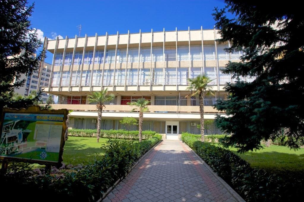 Туристско-оздоровительный комплекс Чайка, Алушта, Крым - фото с официального сайта. Гостиница Чайка