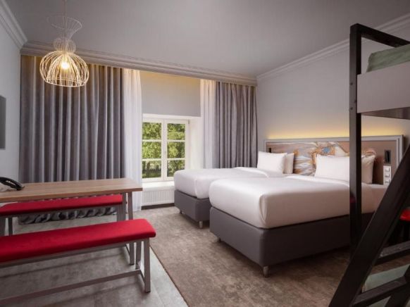 Фотография номера гостиницы Театральная площадь