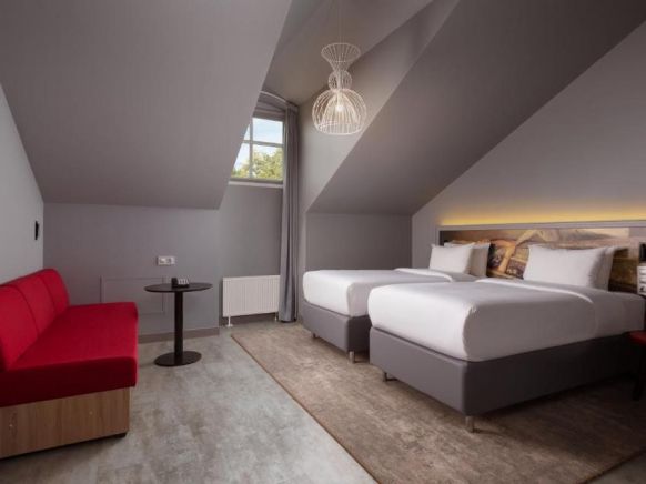 Фотография номера гостиницы Театральная площадь