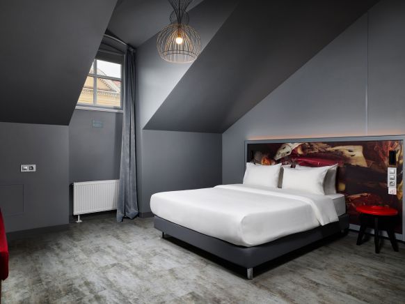 Фотография номера гостиницы Театральная площадь