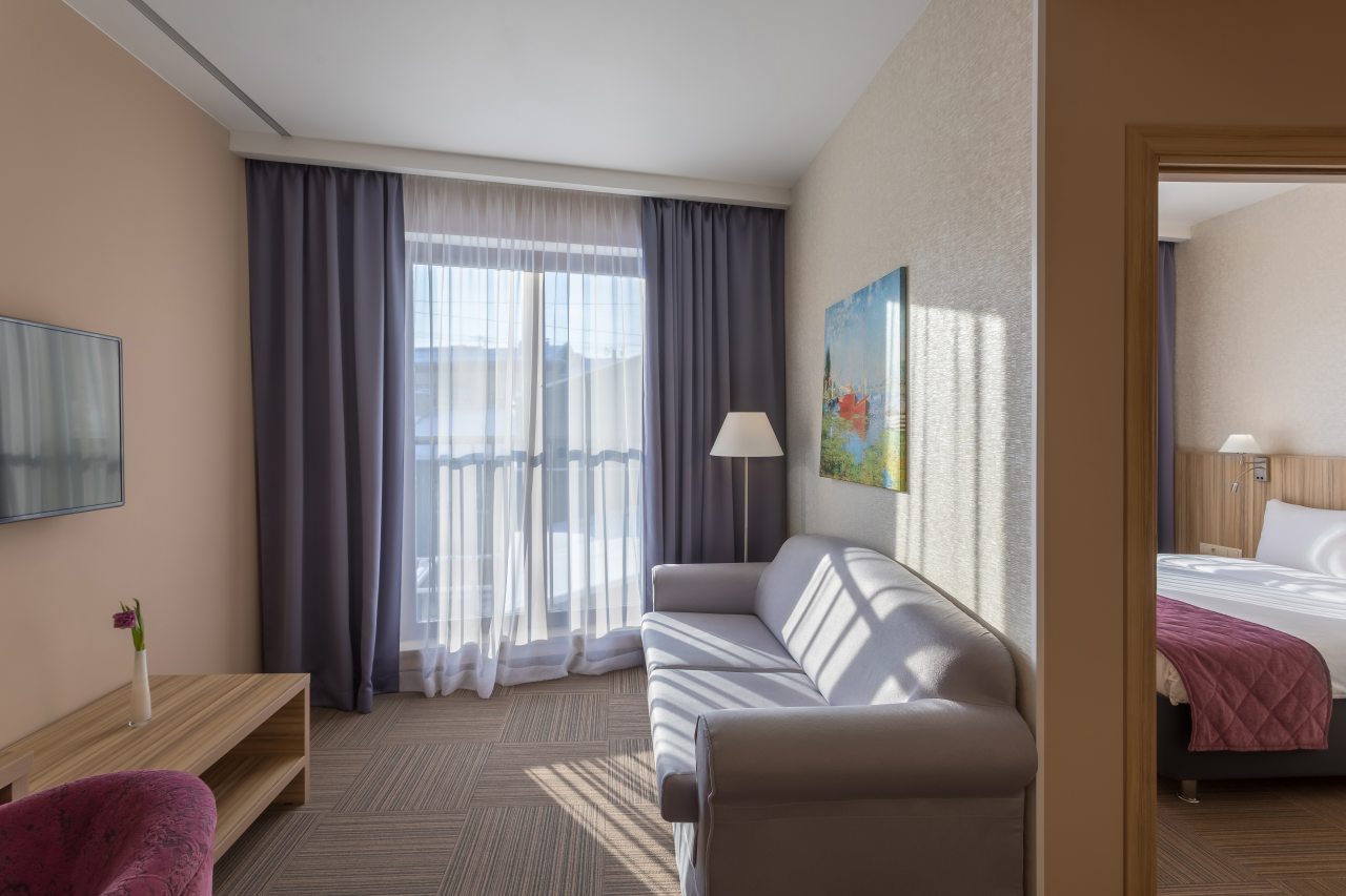 Сюит (Полулюкс), Гостиница Harbor Club Hotel