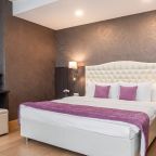 Апартаменты, Гостиница Harbor Club Hotel