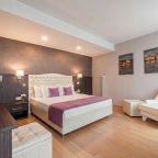 Апартаменты, Гостиница Harbor Club Hotel