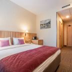 Двухместный (Небольшой с 1 кроватью), Гостиница Harbor Club Hotel