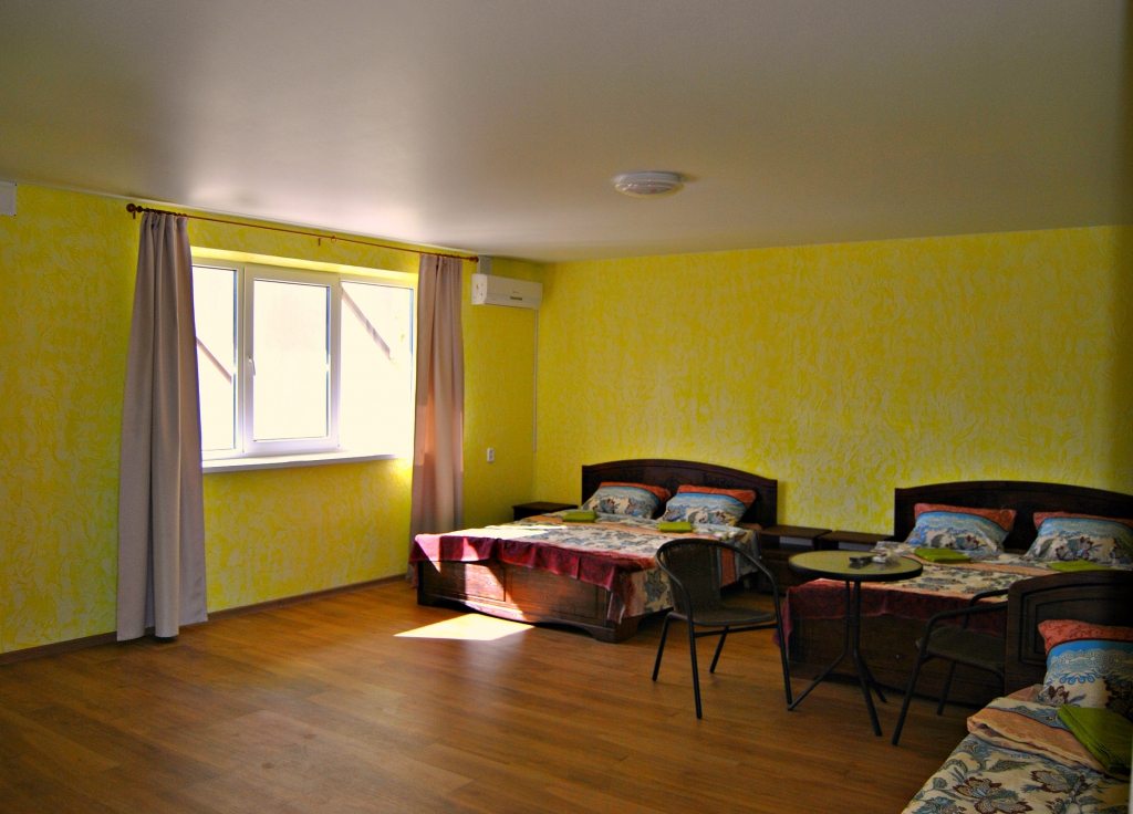 Семейный (2-3 этаж) гостиницы Солхат, Рыбачье, Крым