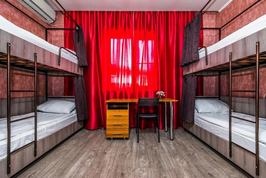 Номер (Спальное место на двухъярусной кровати в общем номере для женщин) хостела Villa Hostel, Краснодар