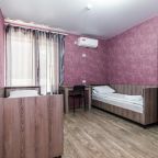 Трехместный (Койко-место в 3-местном общем номере для женщин), Хостел Villa Hostel